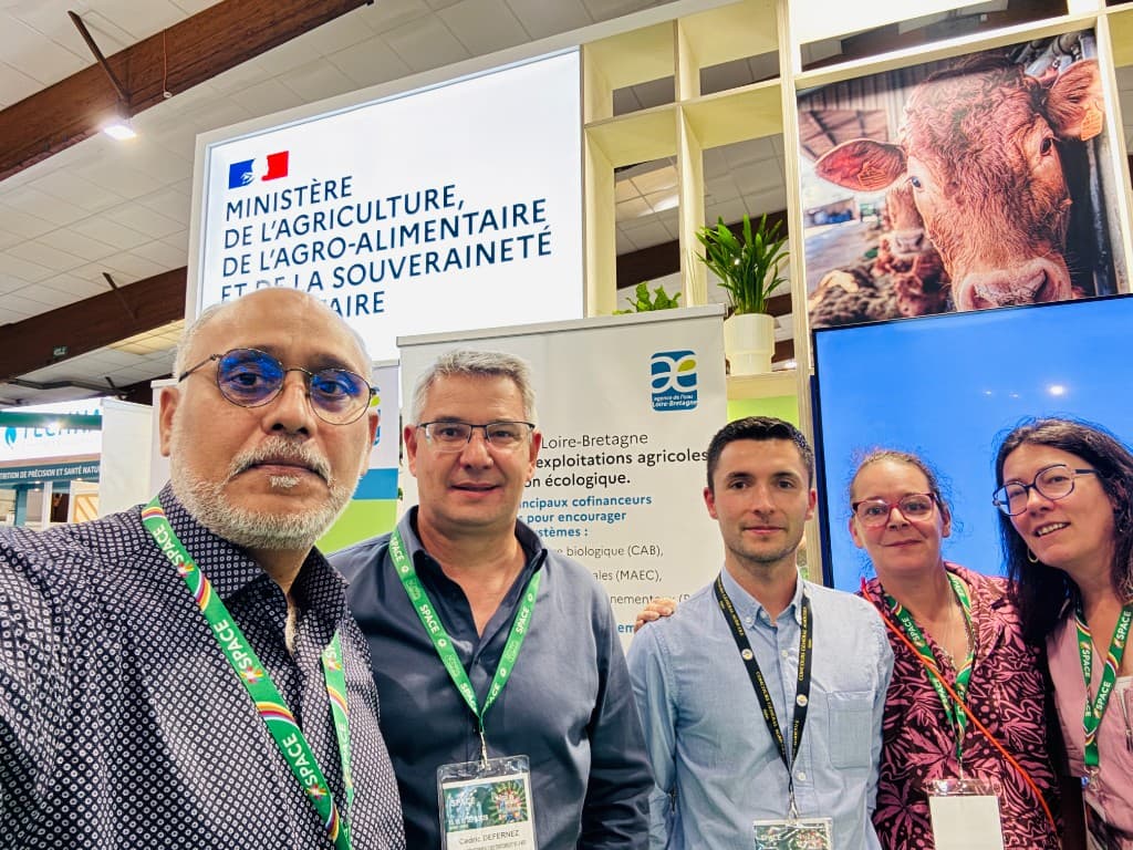 Dr. Masud Sadiq Chaudhary, Senior Vice Chairman PVPA, during a regulatory discussion with Cédric Defernez, Deputy Head of Department, Territory and Agriculture Department, Departmental Directorate of Territories and the Sea of Morbihan, during SPACE 2026 in Rennes, France.